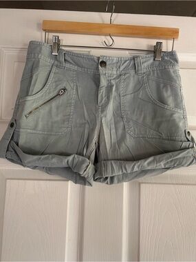 Athleta Light Gray Rolled-Hem Utility Jean Shorts
